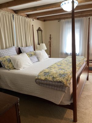 Lake Wentworth room The 1810 house