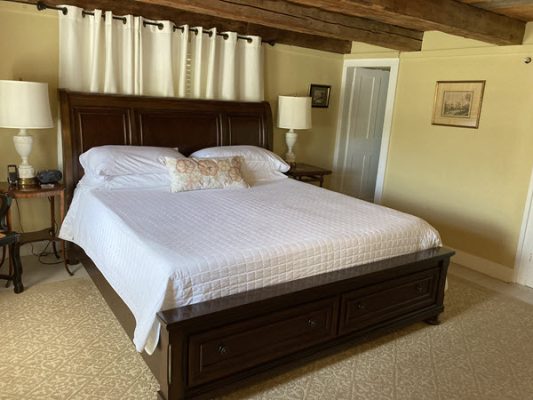 lake crescent room The 1810 house